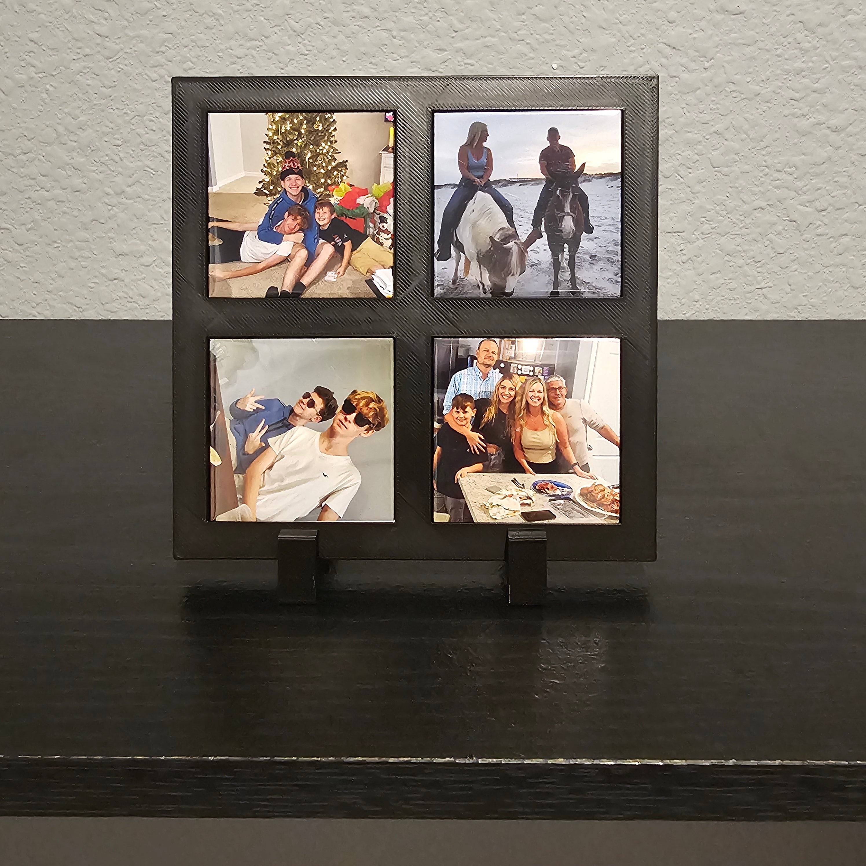 Black Mini Frame (Magnets Not Included)